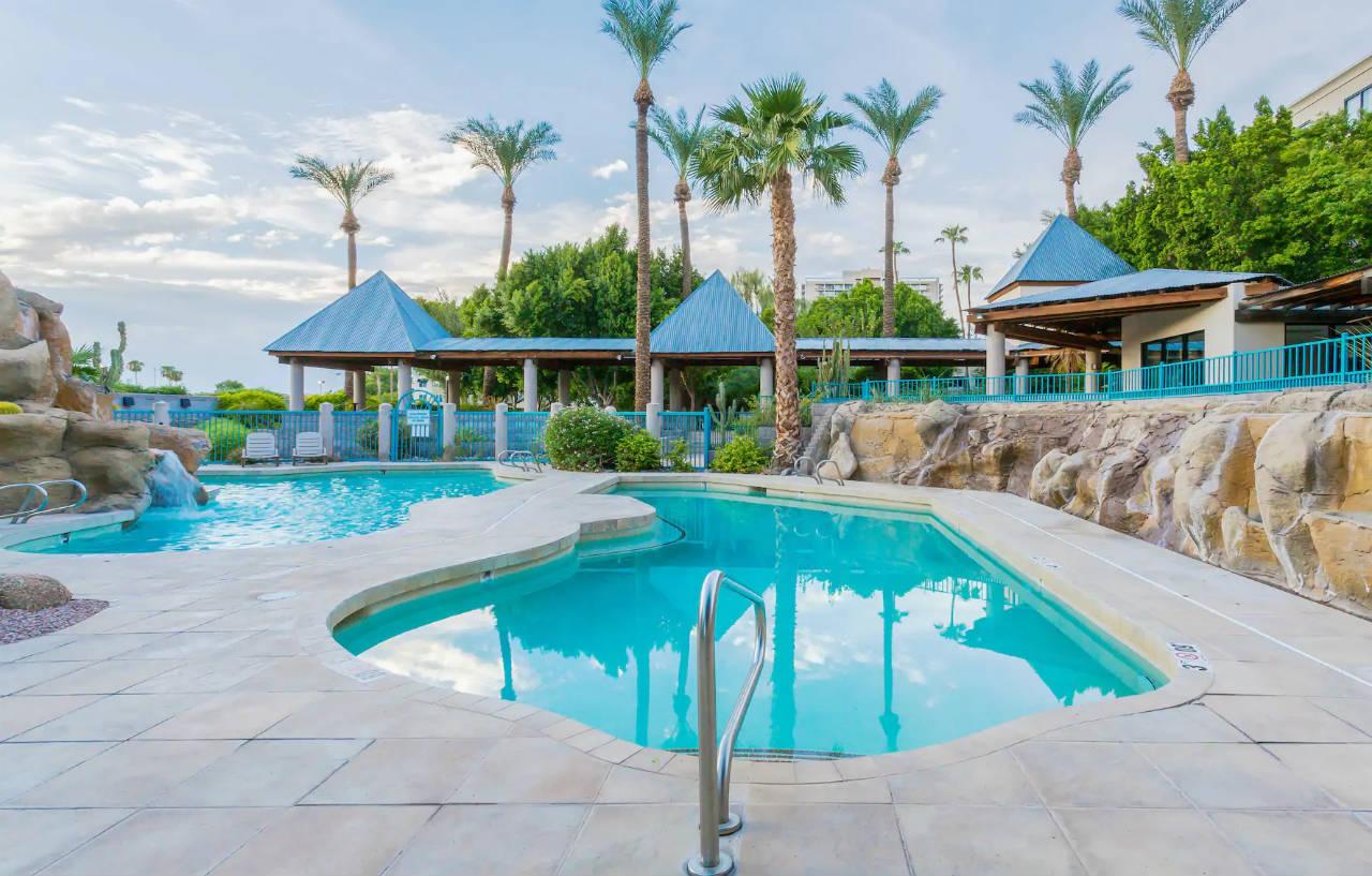 Midtown Garden Inn Phoenix Eksteriør billede